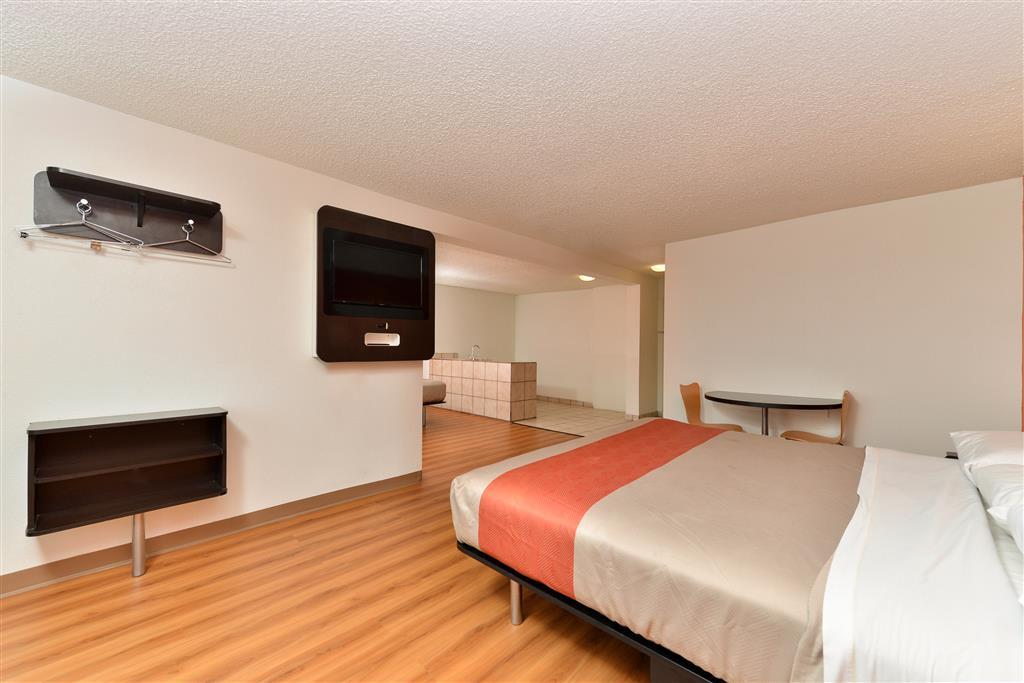 Motel 6-Fort Worth, Tx - Downtown East Room photo